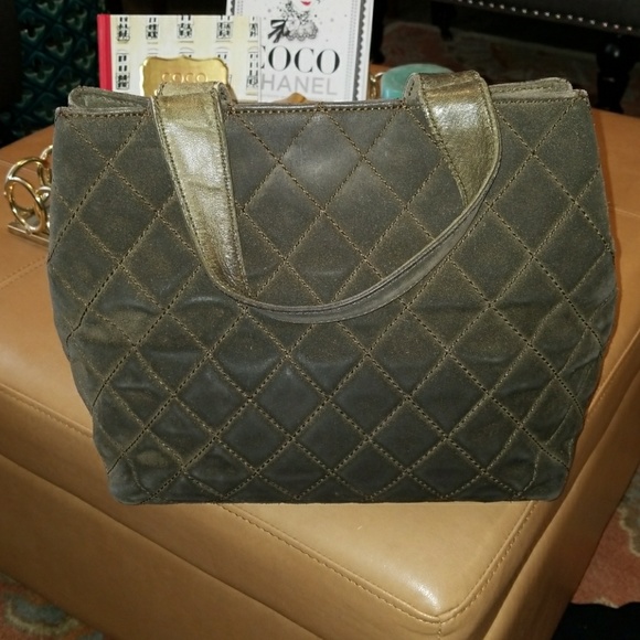 Chanel Green Suede Two way wild stitch handbag - Picture 4 of 8